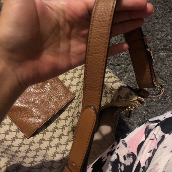 Michael Kors shoulder bag - Picture 3 of 8